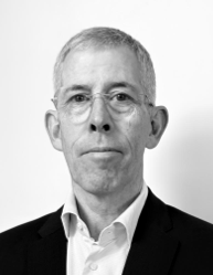 Portrait of Scott Poynton